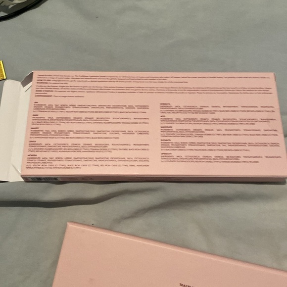 Wander Beauty Trailblazer Eyeshadow Palette - Picture 4 of 5